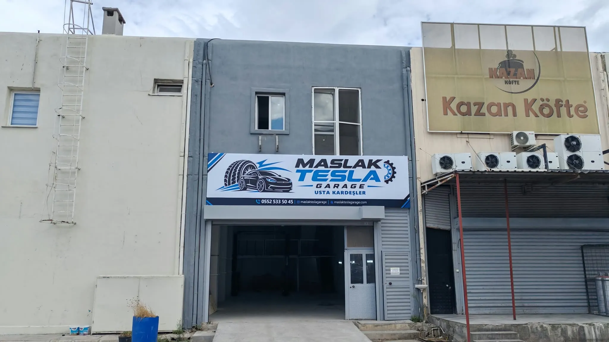 Maslak Tesla Garage – fotoğraf 2
